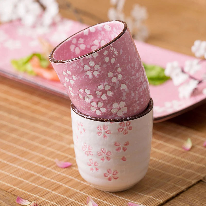 Elegante Taza de Té de Cerámica Rosa y Blanca | Perfecta para Amantes del Té