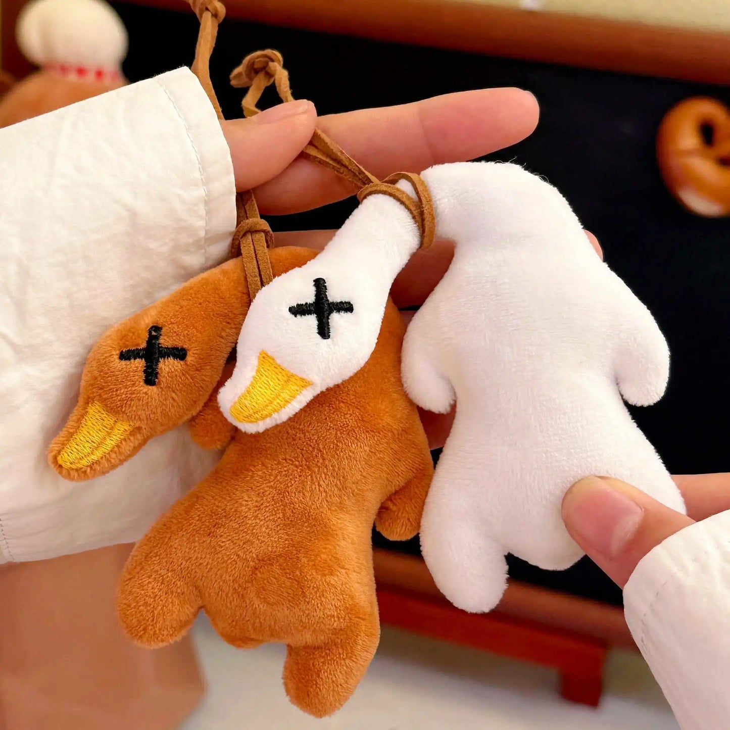 Funny Goose Keychain Squeak Pendant | Whimsical Backpack Accessory