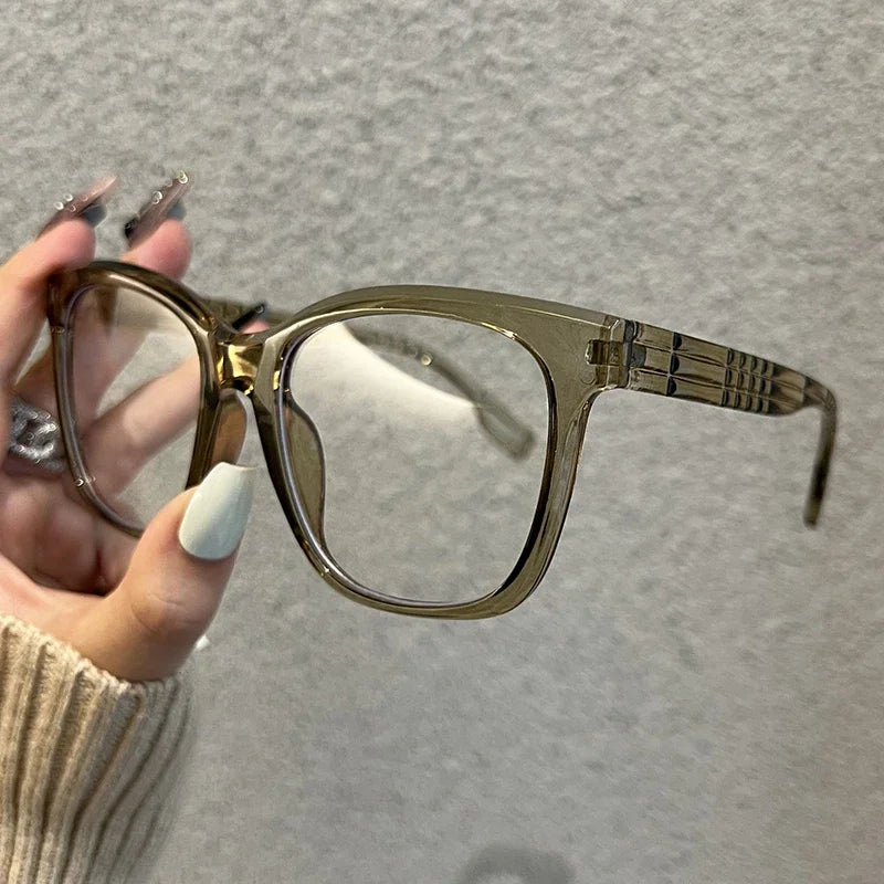Women’s Fashion Anti-Blue Light Glasses | Stylish Eye Protection