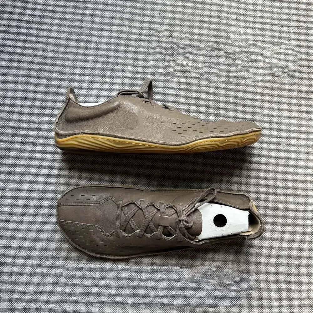 Comfortable Soft Bottom Trekking Sneakers for Outdoor Adventures
