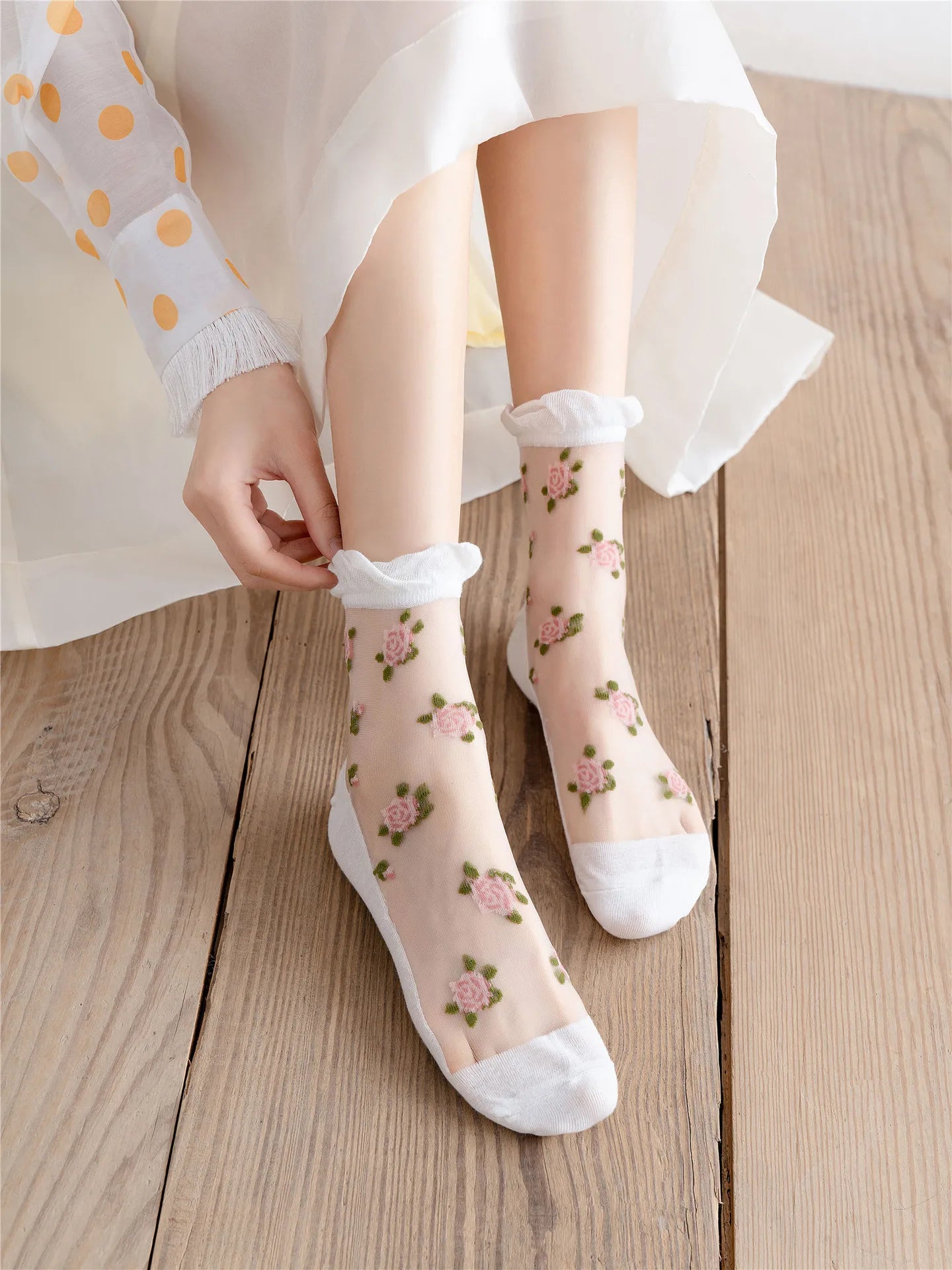 Women's Ultra-thin Lace Ruffle Socks | Vintage Rose Floral Style