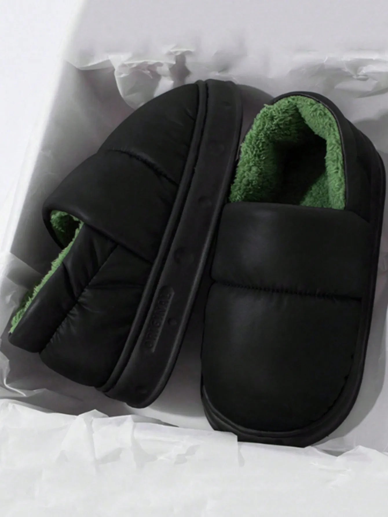 Men's Warm Plush Fleece Slippers | Cozy Non-Slip Winter Footwear