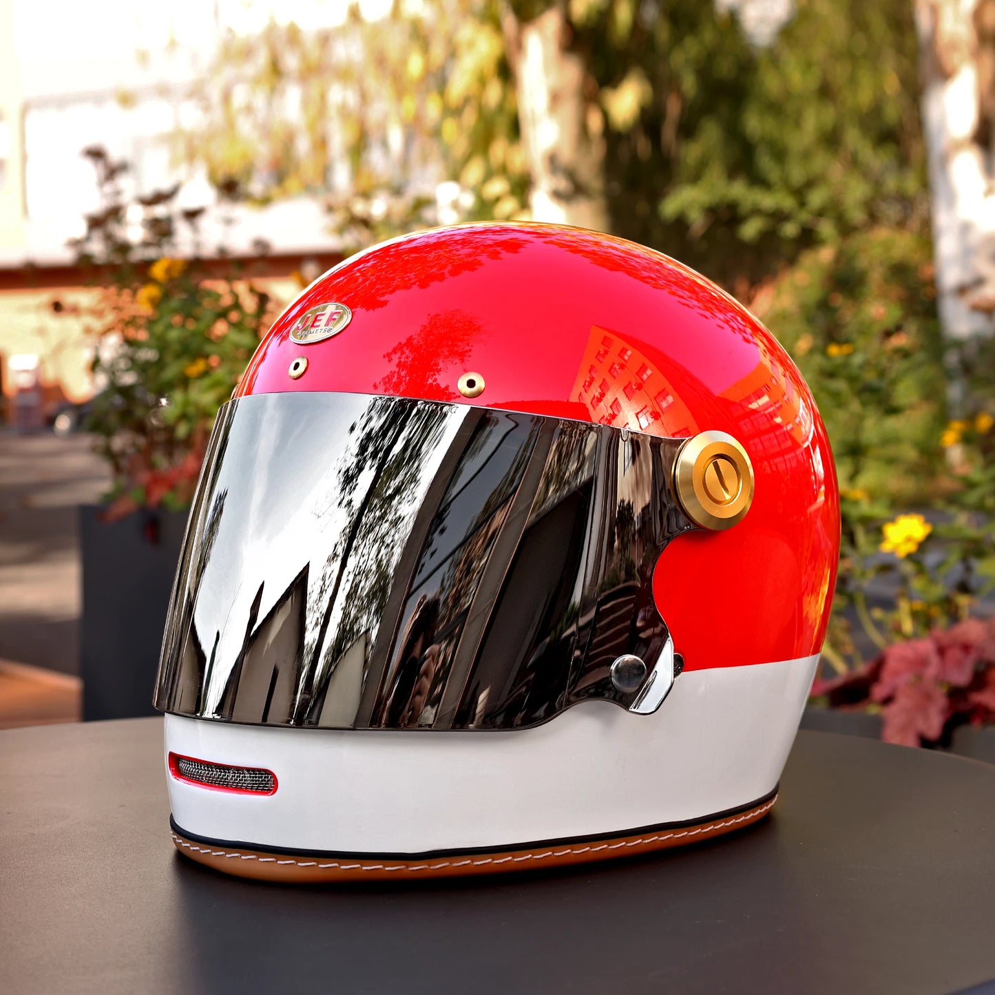 Vintage Full Face Moto Helmet | Retro Style Motorcycle Safety Gear