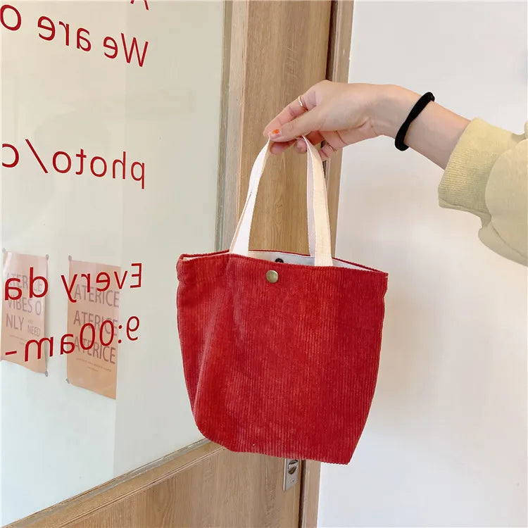Elegante bolso de mano pequeño de terciopelo para mujer | Un esencial de estilo casual