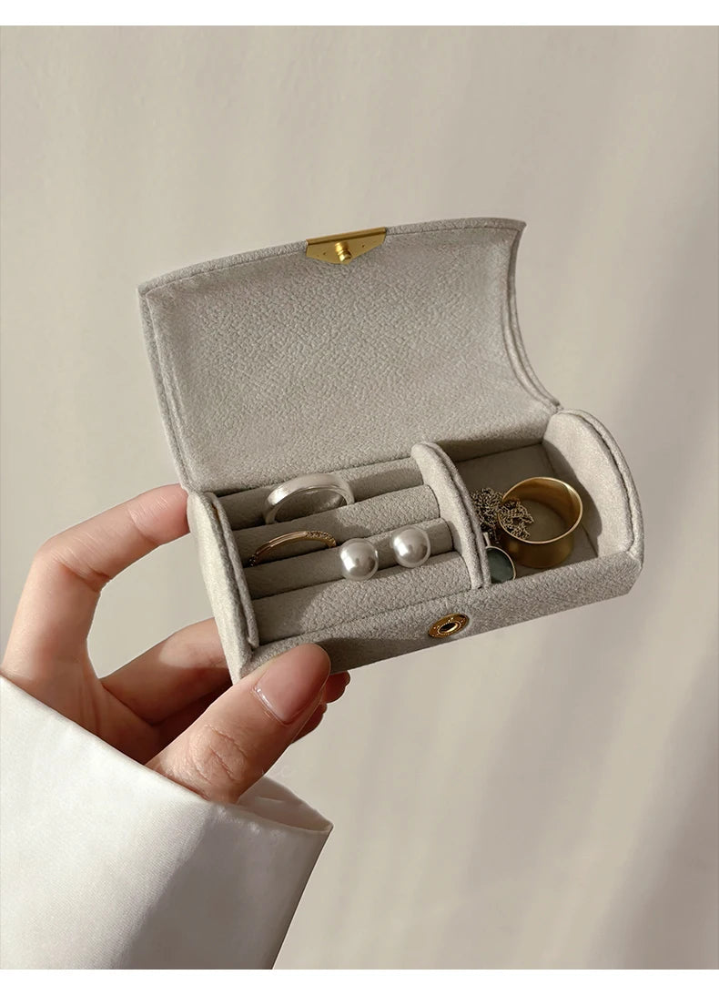 Portable Mini Jewelry Storage Box for Business Trips | Light Luxury