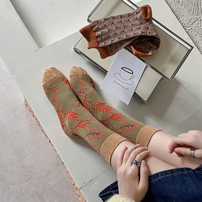 Fashionable Retro Crew Socks for Women | Vintage Chic Style