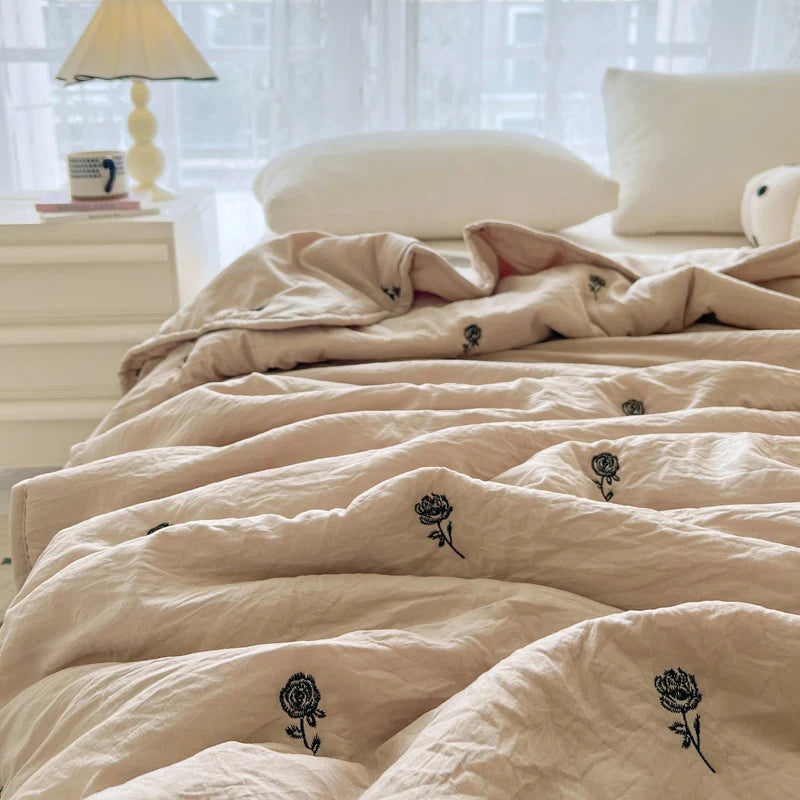 Breathable Summer Quilt | Skin-Friendly Cotton Bedding