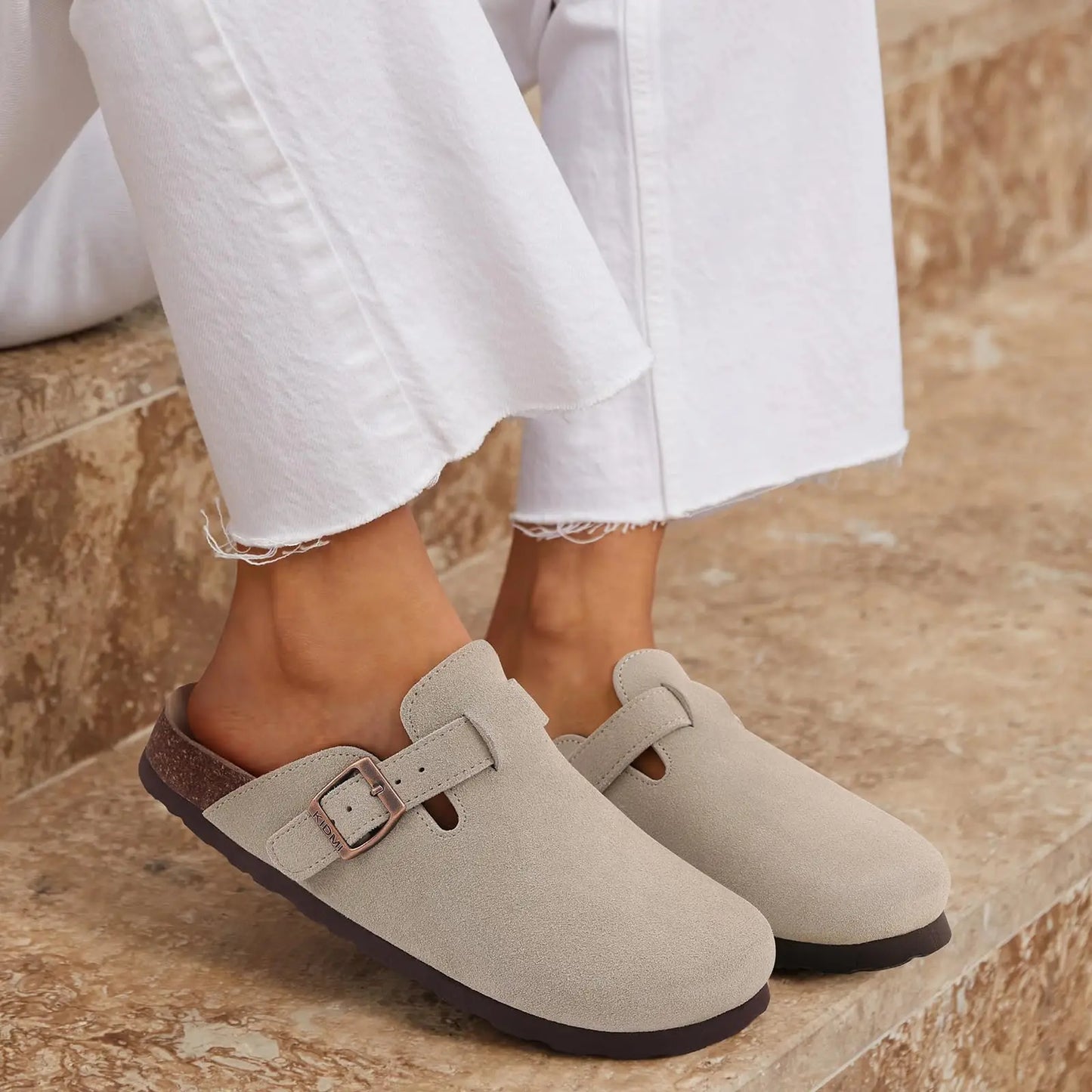 Comfortable Suede Clogs with Arch Support for All-Day Wear