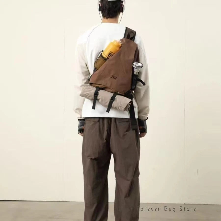 Trendy Portable Nylon Crossbody Bag for Travel & Sports