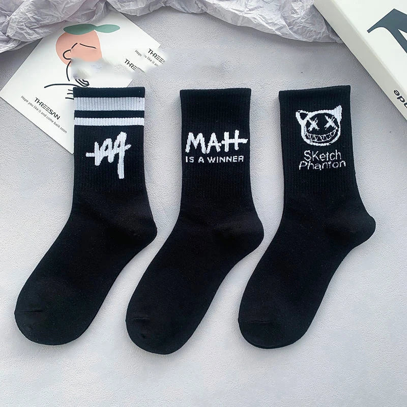5 pairs of couples Instagram trendy socks with little devil pattern for students in spring and autumn, black and white sports ba