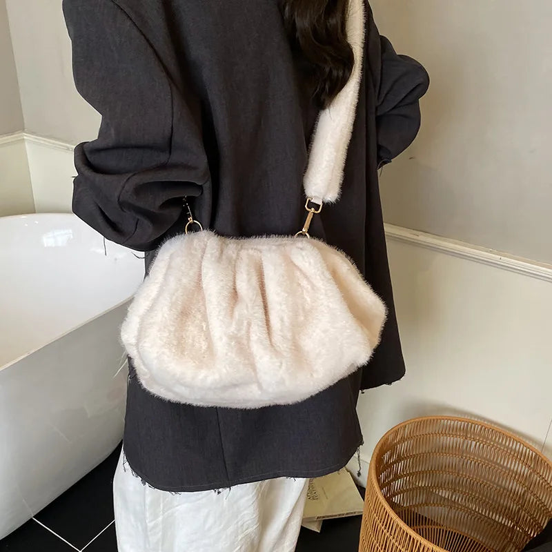 Stylish Women's Commuting Shoulder Bag | Fluffy Cloud Casual Tote