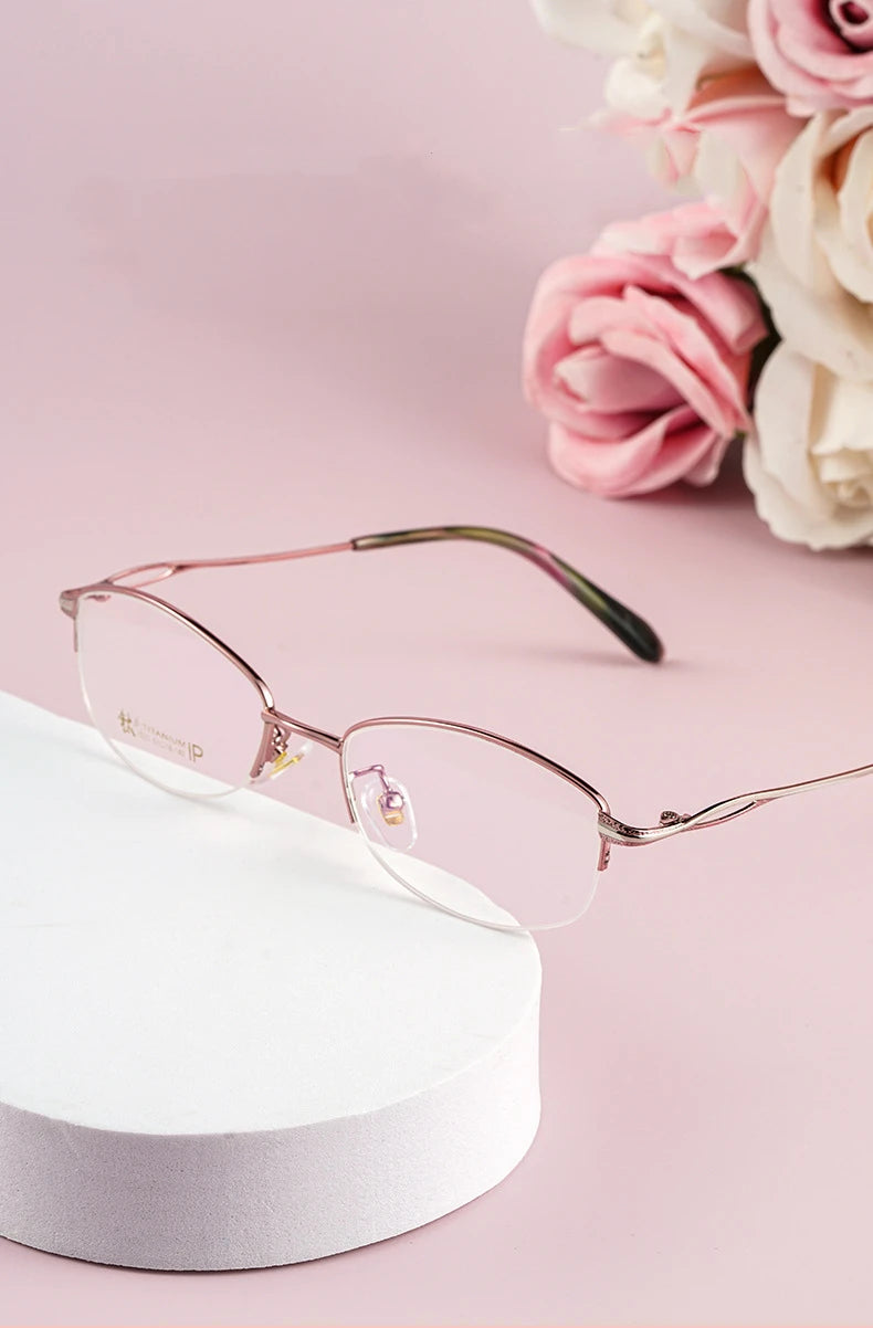 Fashionable Photochromic Anti Blue Ray Eyeglasses for Women | 2026 Style