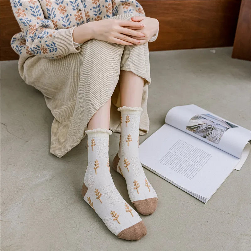 Cute Women's Floral Embroidered Crew Socks | Vintage-Inspired Style