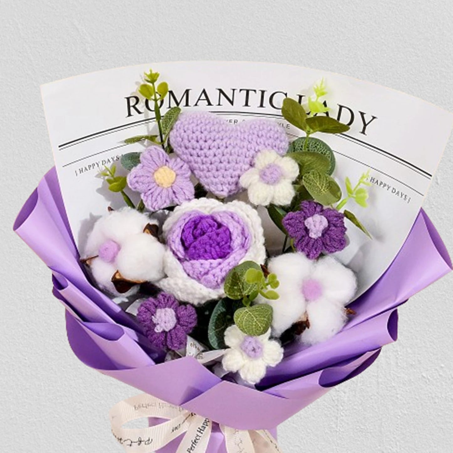 Ramo de Rosas de Ganchillo Hecho a Mano Rosa y Morado | Impresionante Regalo Floral
