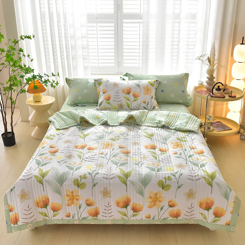 Lightweight Summer Quilt | Soft Microfiber Breathable Bedding
