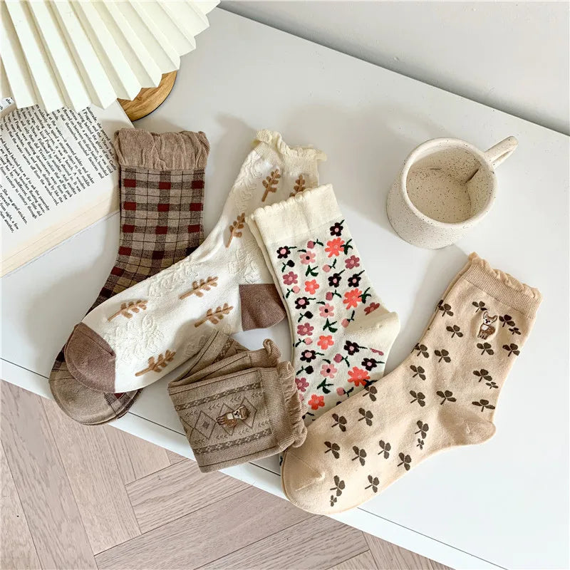 Cute Women's Floral Embroidered Crew Socks | Vintage-Inspired Style