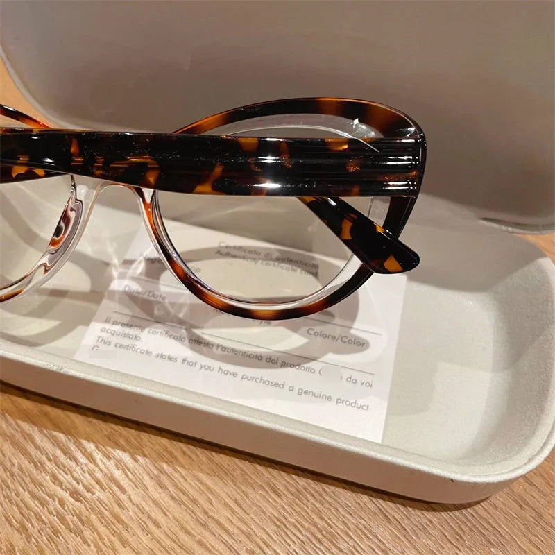 Trendy Women's Cat Eye Blue Light Blocking Reading Glasses