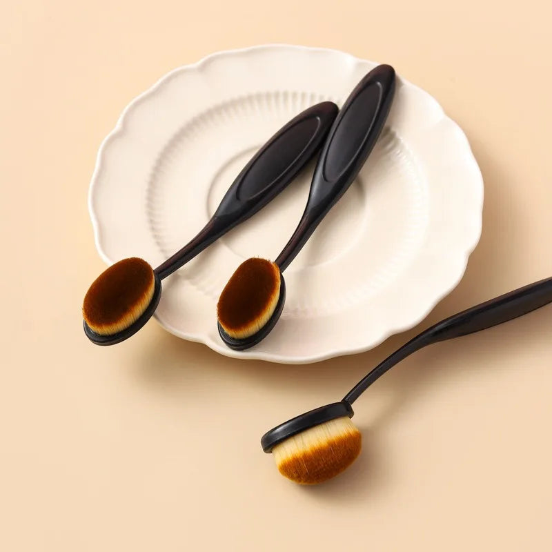 Large Foundation Brush | Effortless Makeup Application Tool