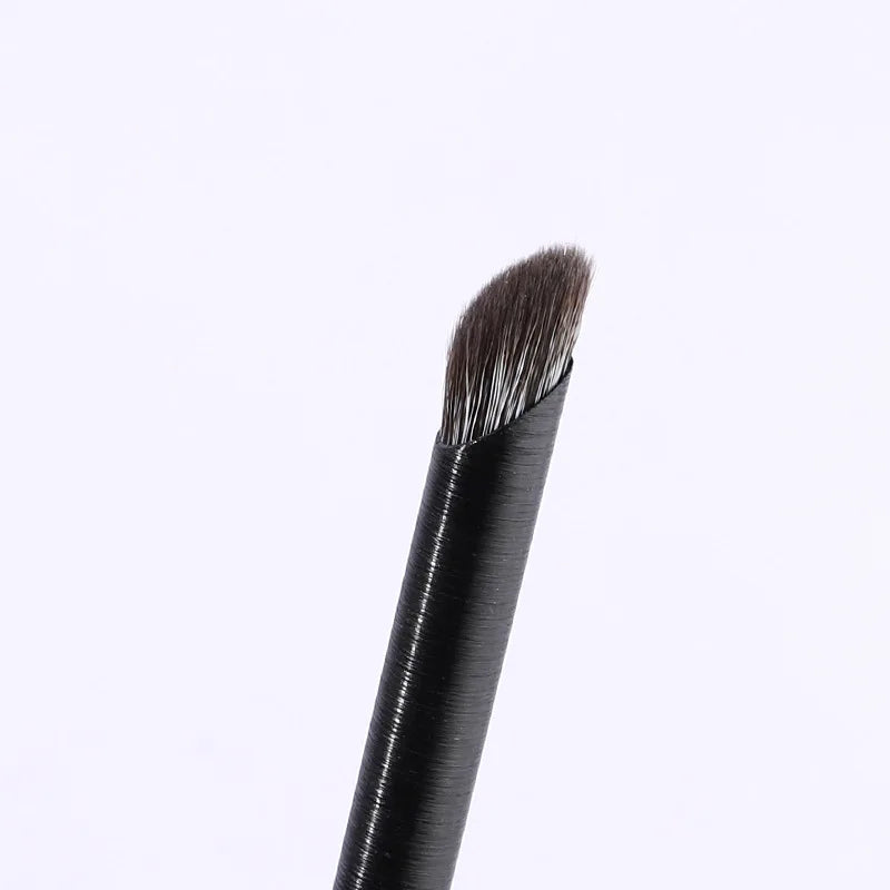 Concealer Brush | Essential Tool for Flawless Makeup Finish