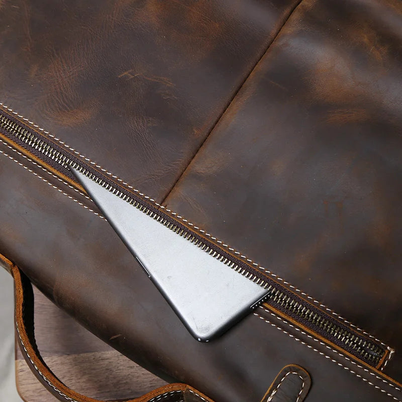 Retro Leather Commuter Handbag | Stylish & Versatile Bag for Men