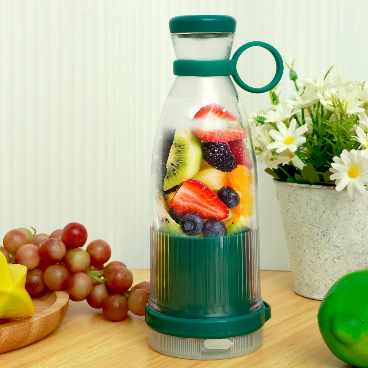 Portable USB Rechargeable Mini Juice Blender | Travel Smoothie Maker