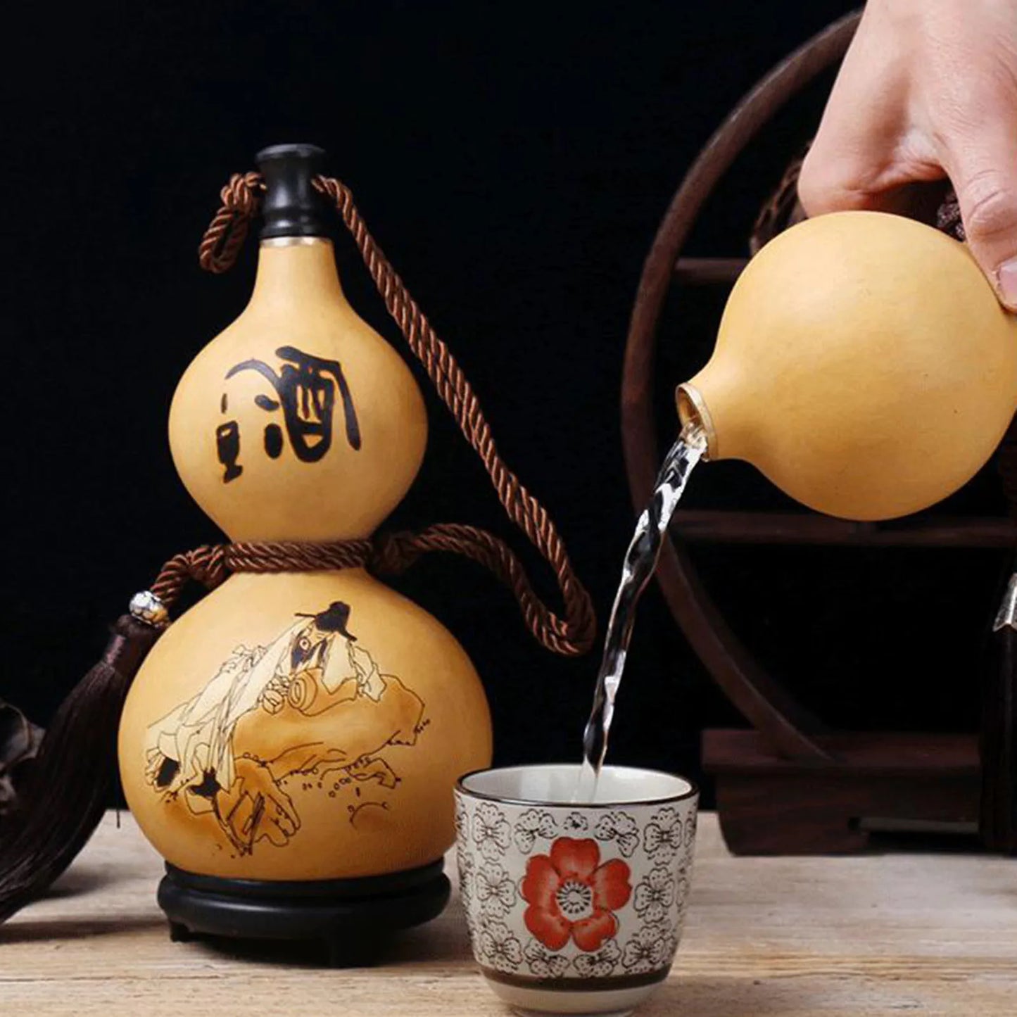 Durable Natural Gourd Bottles | Large Capacity Water Flasks