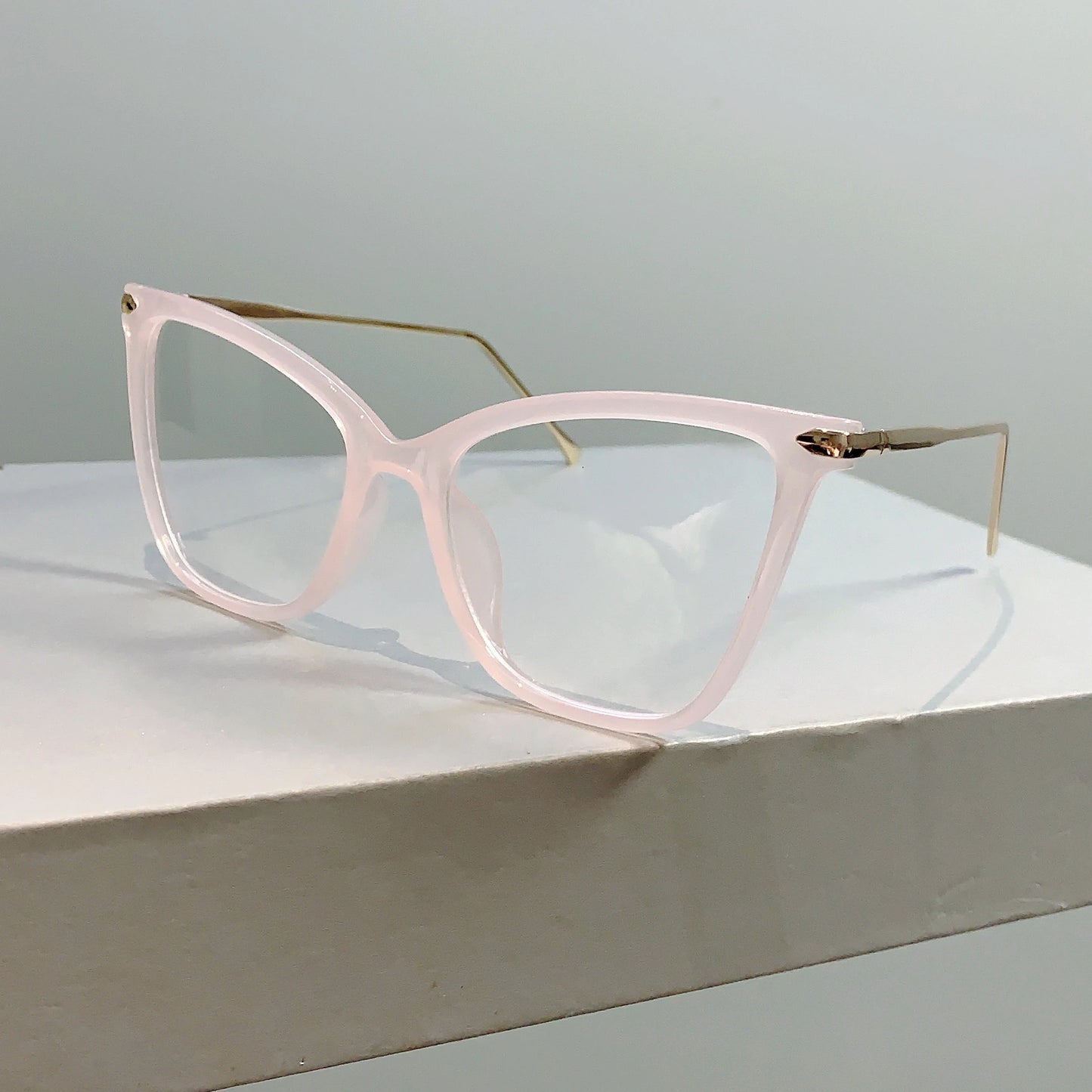 Trendy Cat Eye Glasses | Fashionable Blue Light Blocking Eyewear