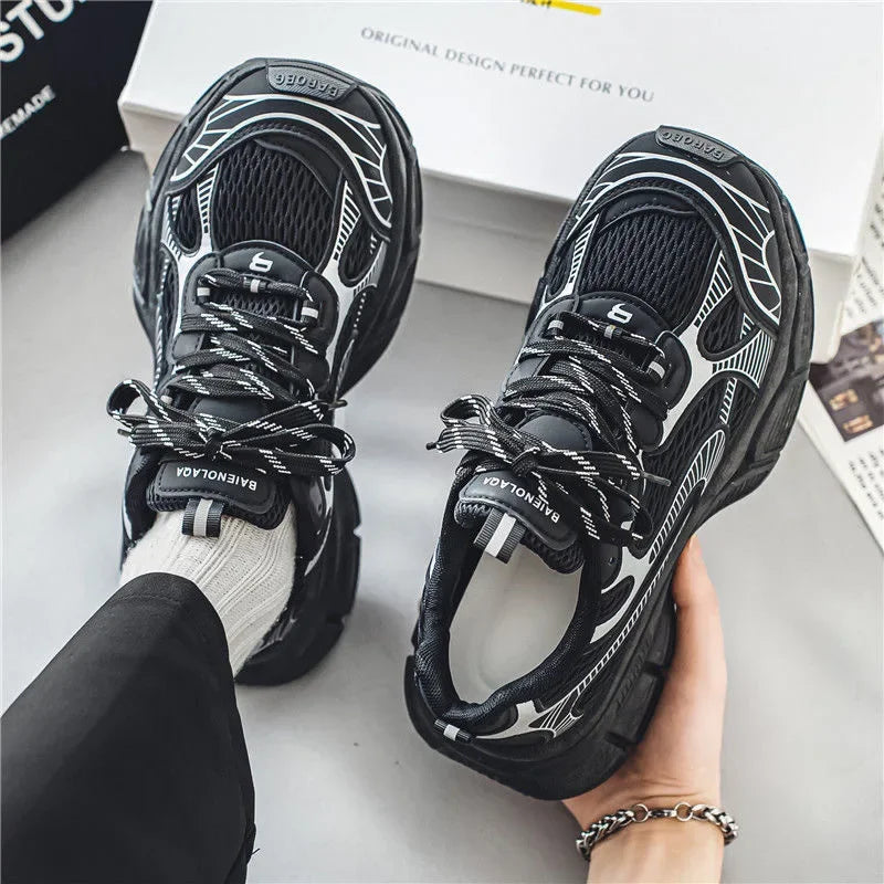 Lightweight Outdoor Sports Shoes for Men | Breathable Casual Sneakers