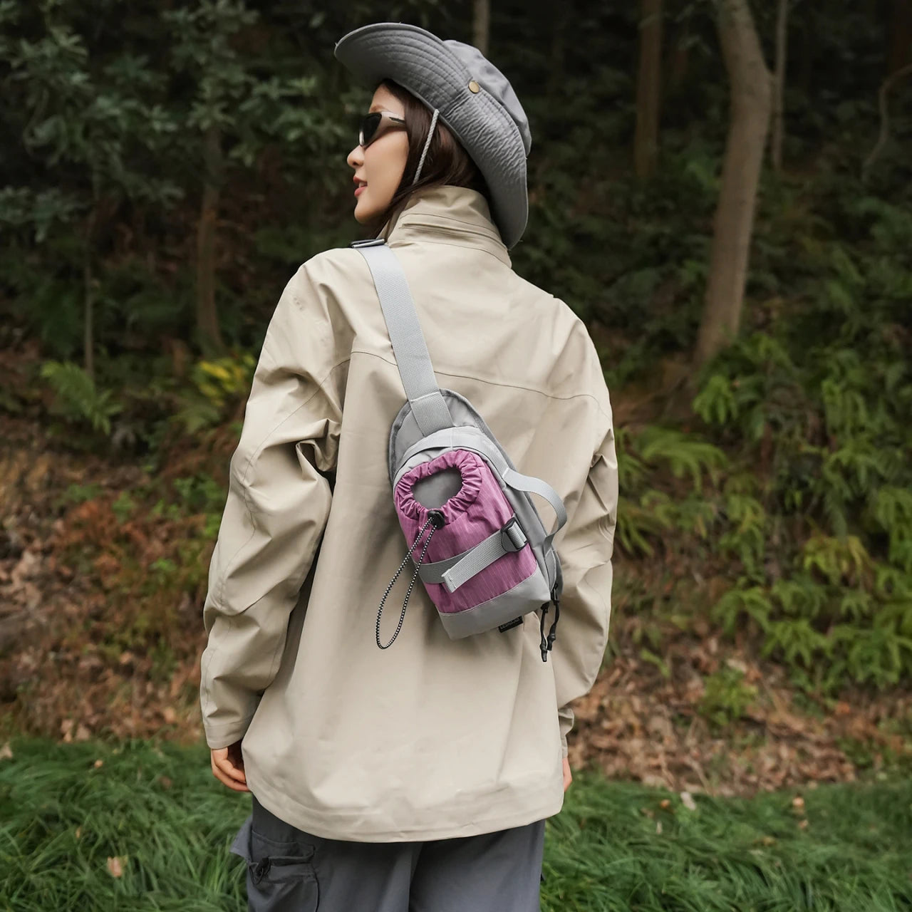 Unisex Crossbody Bag – Minimalist Design for Hiking & Climbing