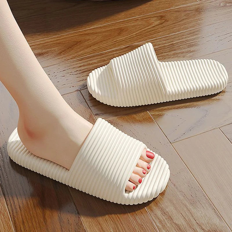 Fashion Men's Slippers Summer Comfortable Anti-Slip Soft Soles House Sandals for Indoor Outdoor Beach Breathable Shower Slide
