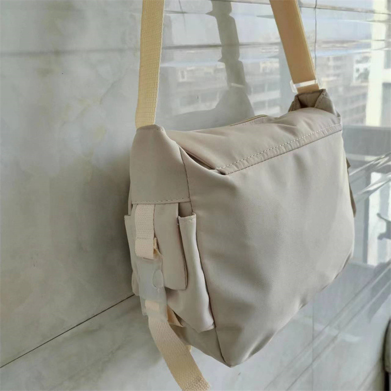 Bolsos cruzados de nailon impermeables para mujeres y adolescentes | Estilo versátil