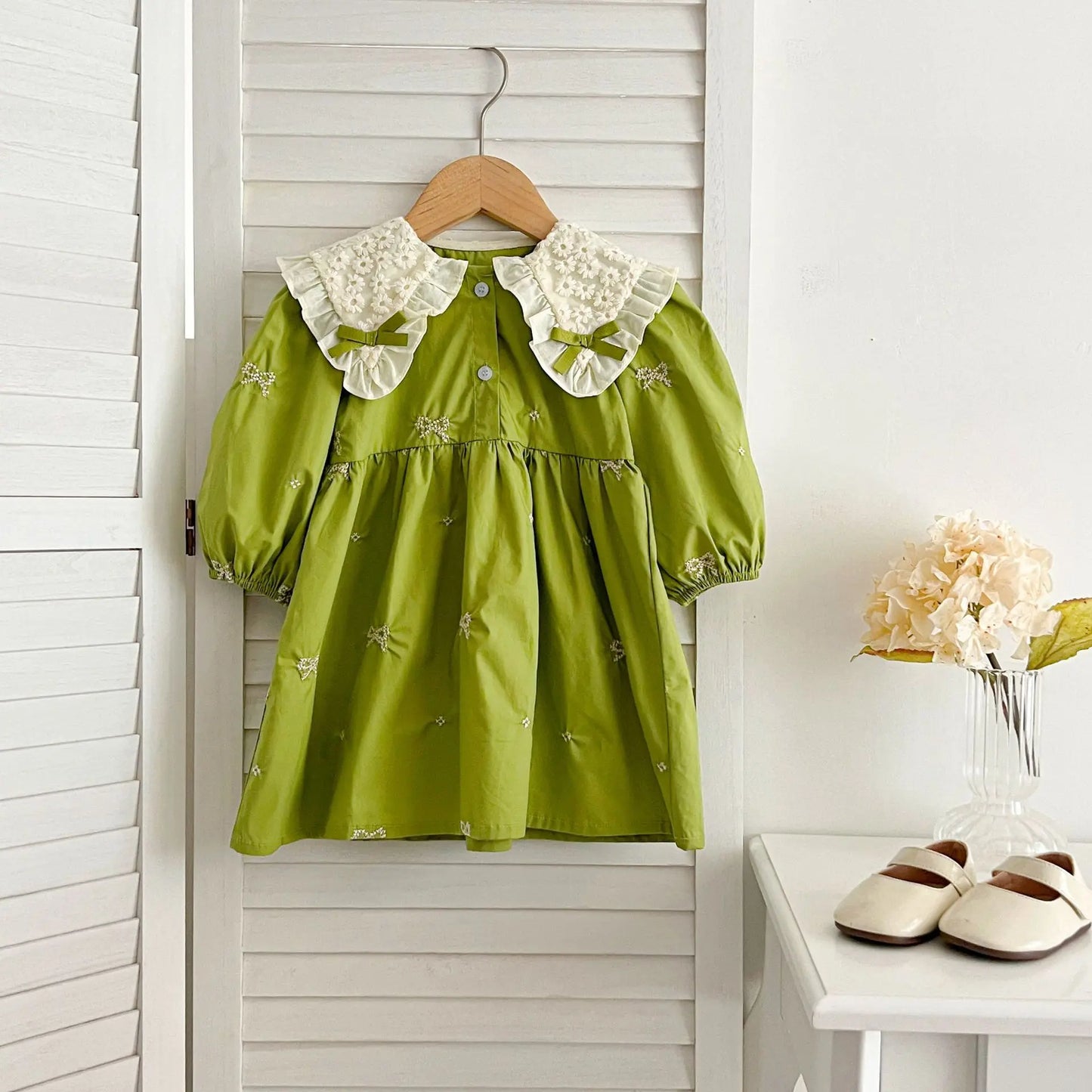 Cute Baby Girls Bow Lace Embroidery Bodysuit & Dress Set