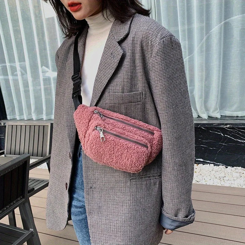 Riñonera de Pana de Peluche Elegante | Bolso Bandolera Versátil