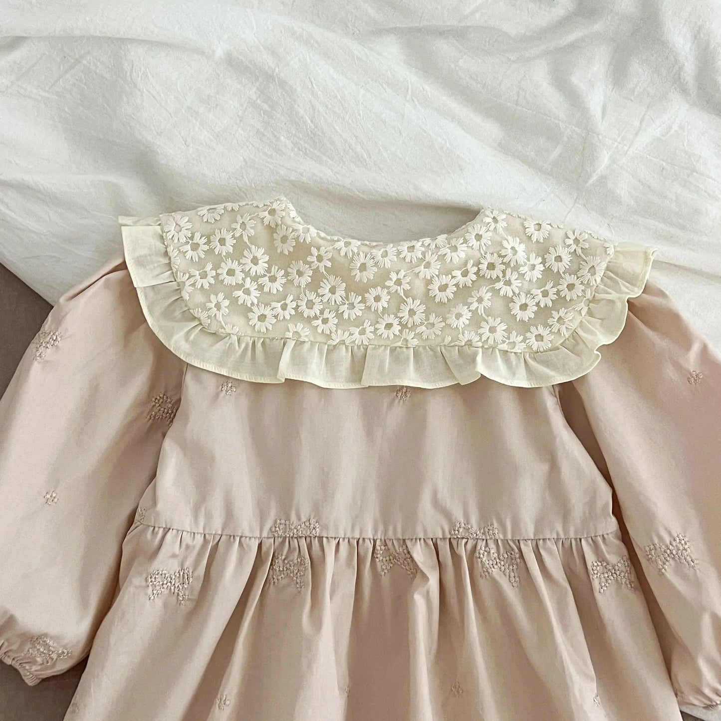 Cute Baby Girls Bow Lace Embroidery Bodysuit & Dress Set