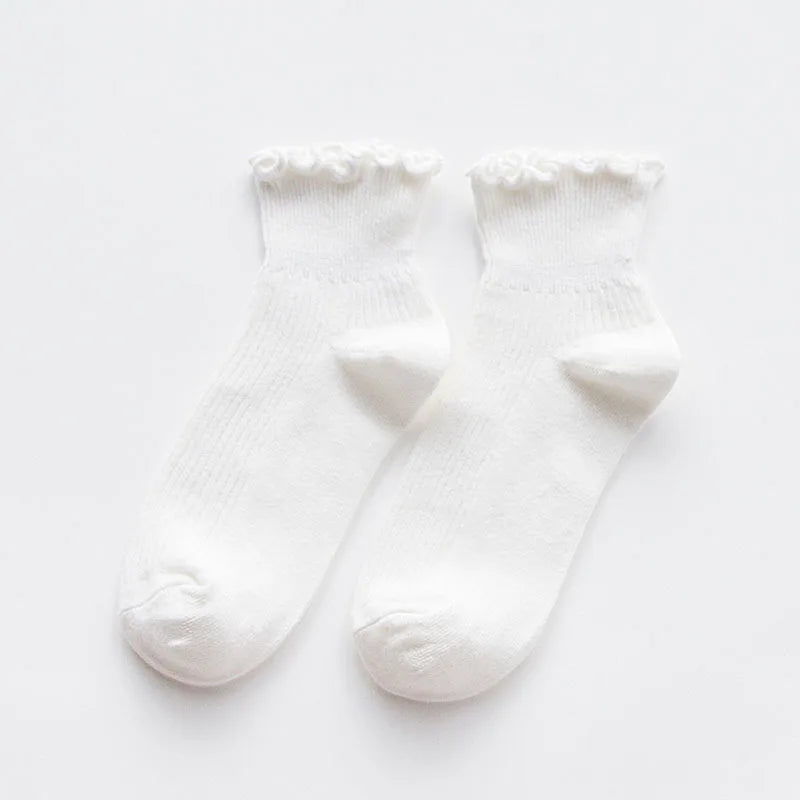 5 Pairs Women's Ruffled Ankle Socks | Stylish and Breathable