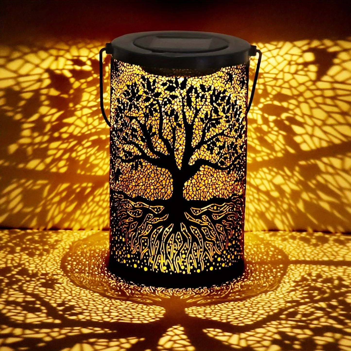 Solar Lantern Outdoor Decor | Elegant Pathway Lighting for Gardens