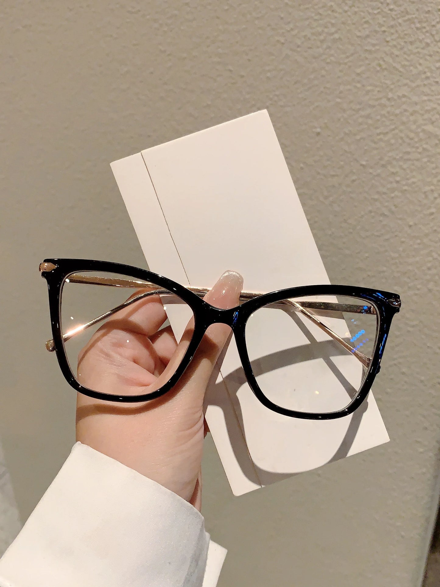 Trendy Cat Eye Glasses | Fashionable Blue Light Blocking Eyewear