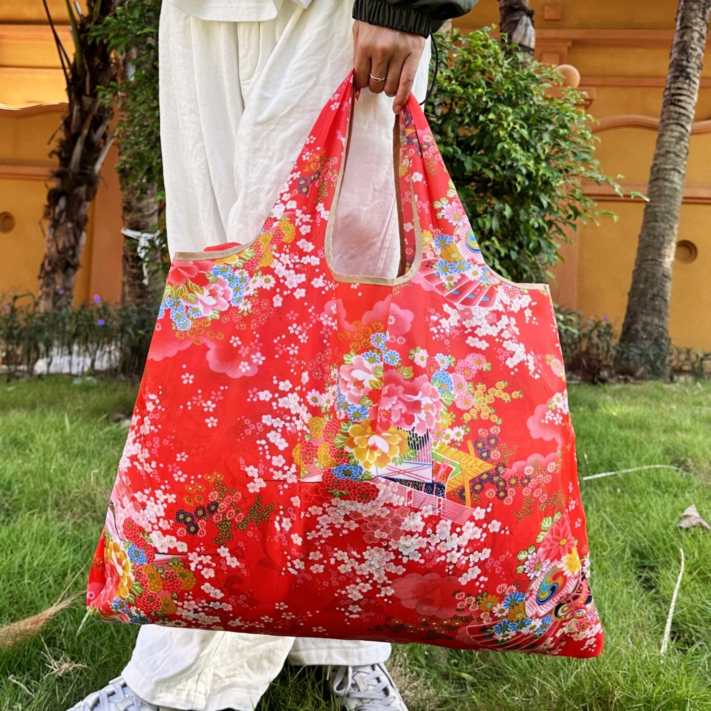 Eco-Friendly Portable Travel Luggage Bag | Lightweight & Reusable