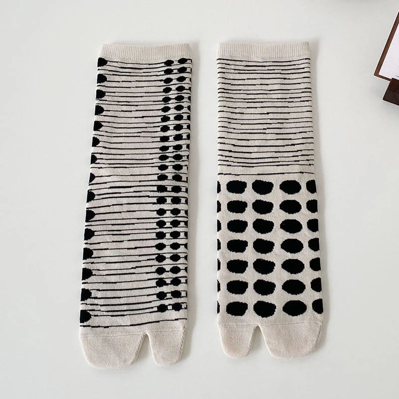 Women's Unique Two-Toe Socks for Flip-Flops | Stylish Comfort