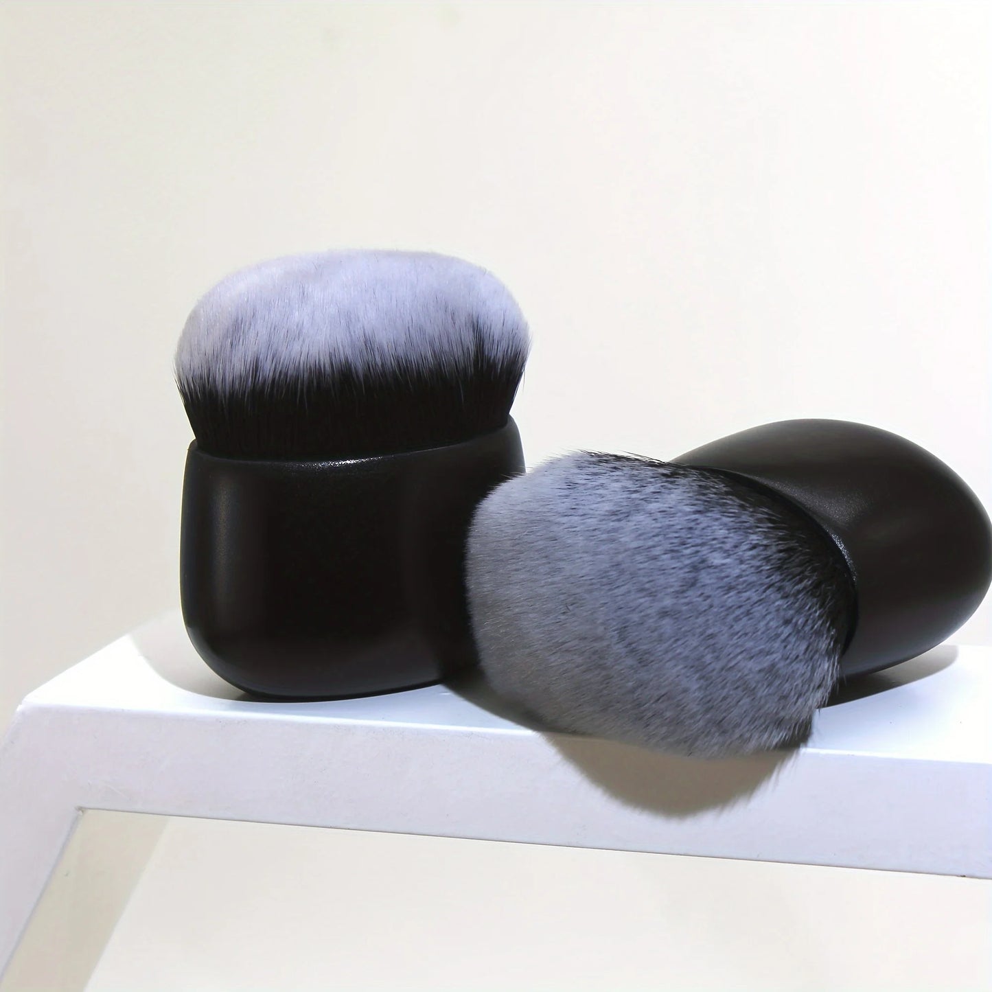Soft Kabuki Foundation Brush | Flawless Makeup Application Tool