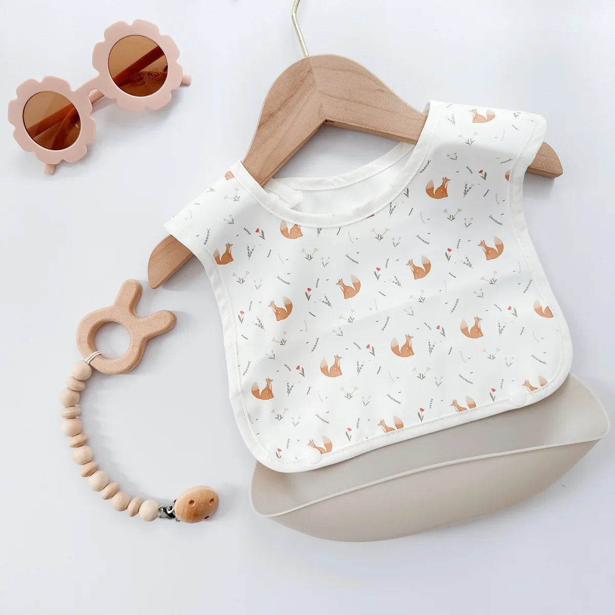 Children's Silicone Feeding Bib | Waterproof & Easy Clean Bibs