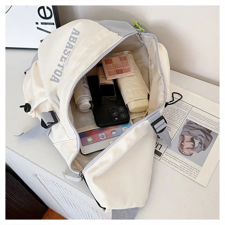Trendy Portable Nylon Crossbody Bag for Travel & Sports