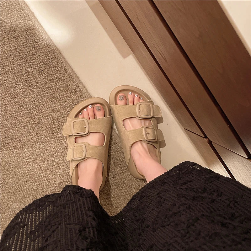 Comfortable Summer Women Slippers with Retro Buckle Design