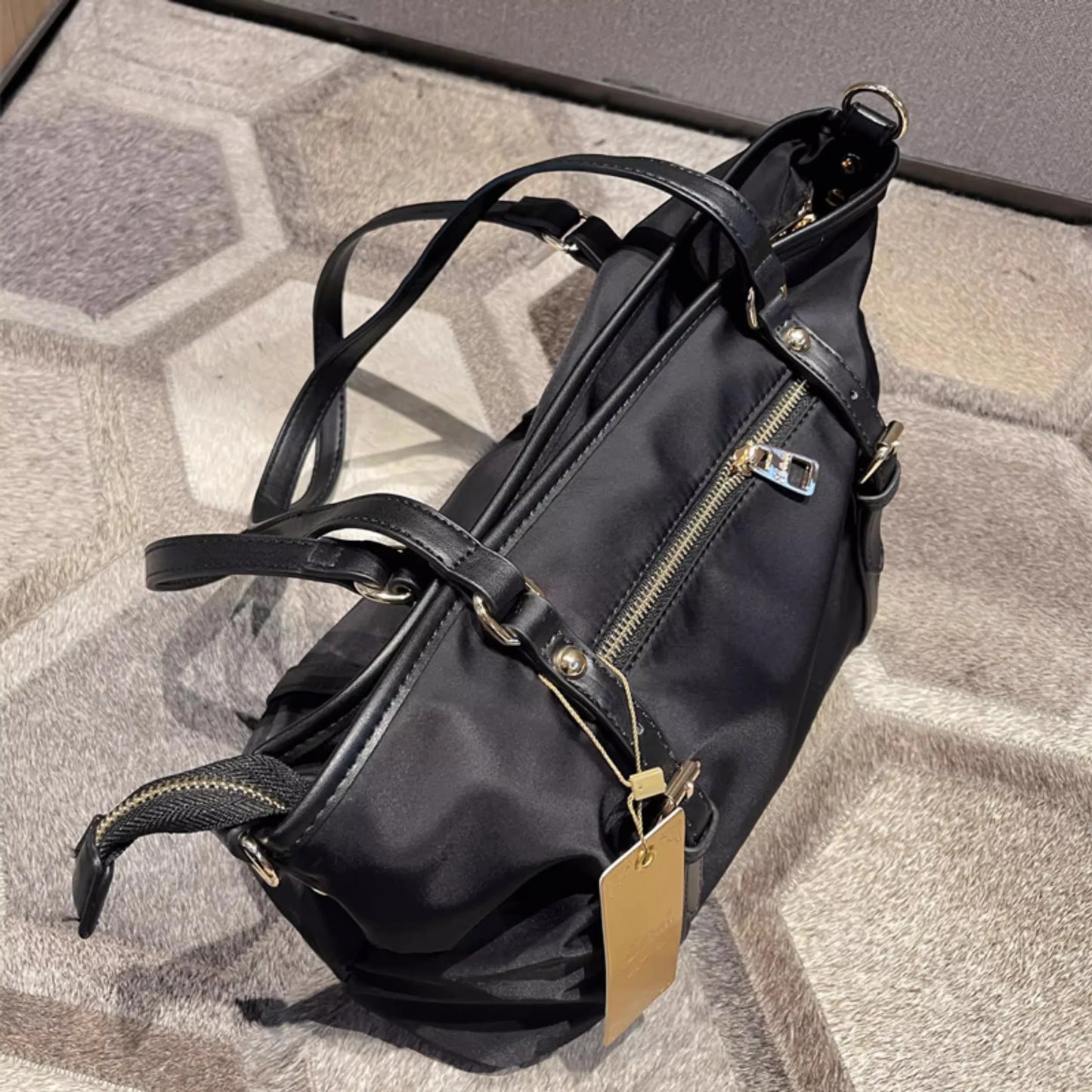 Lightweight Nylon Shoulder Bag | Spacious Commuting Tote for Women