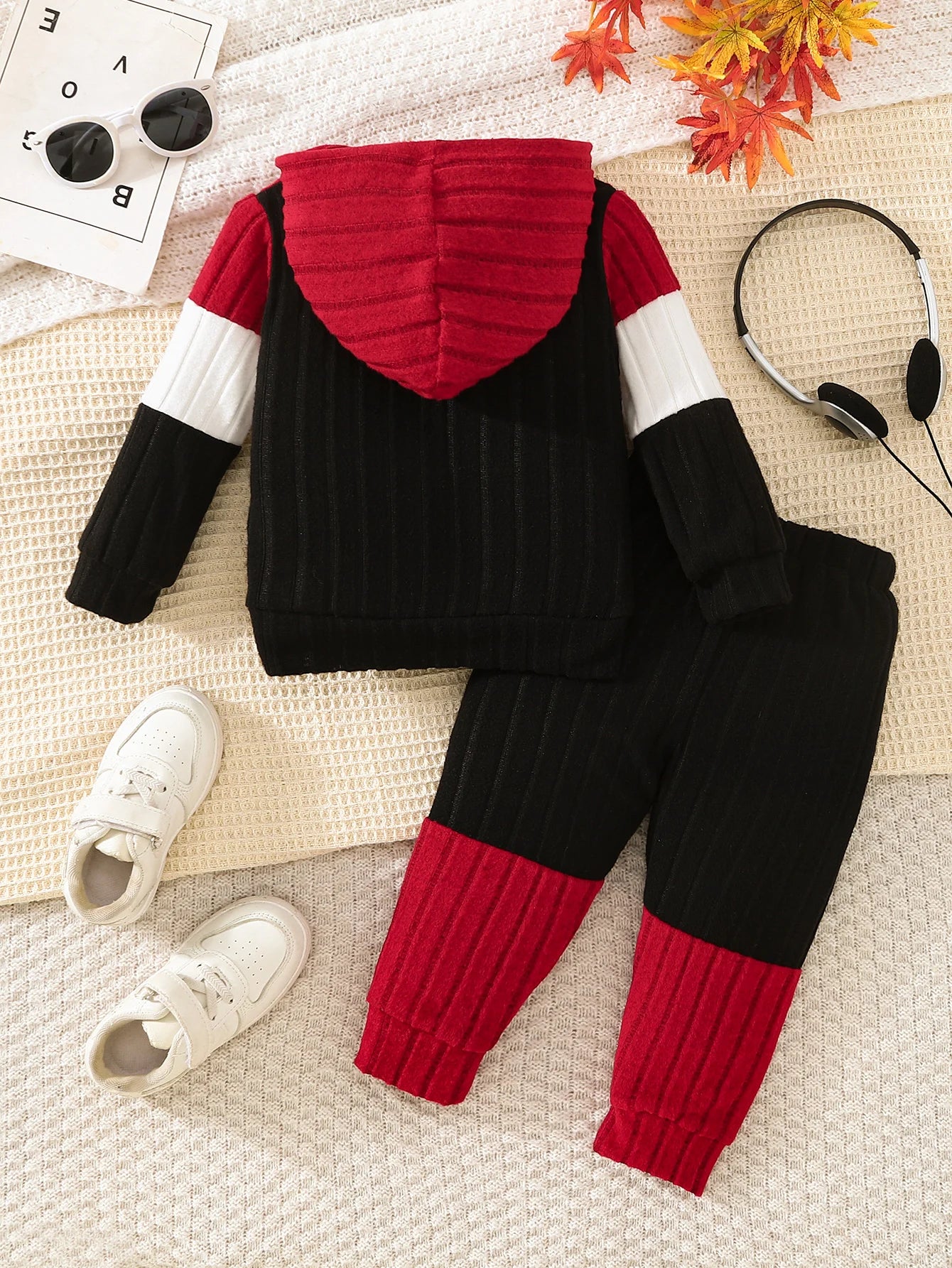 Children's Knitted Hat Two-Piece Set | Stylish Toddler Outdoor Wear