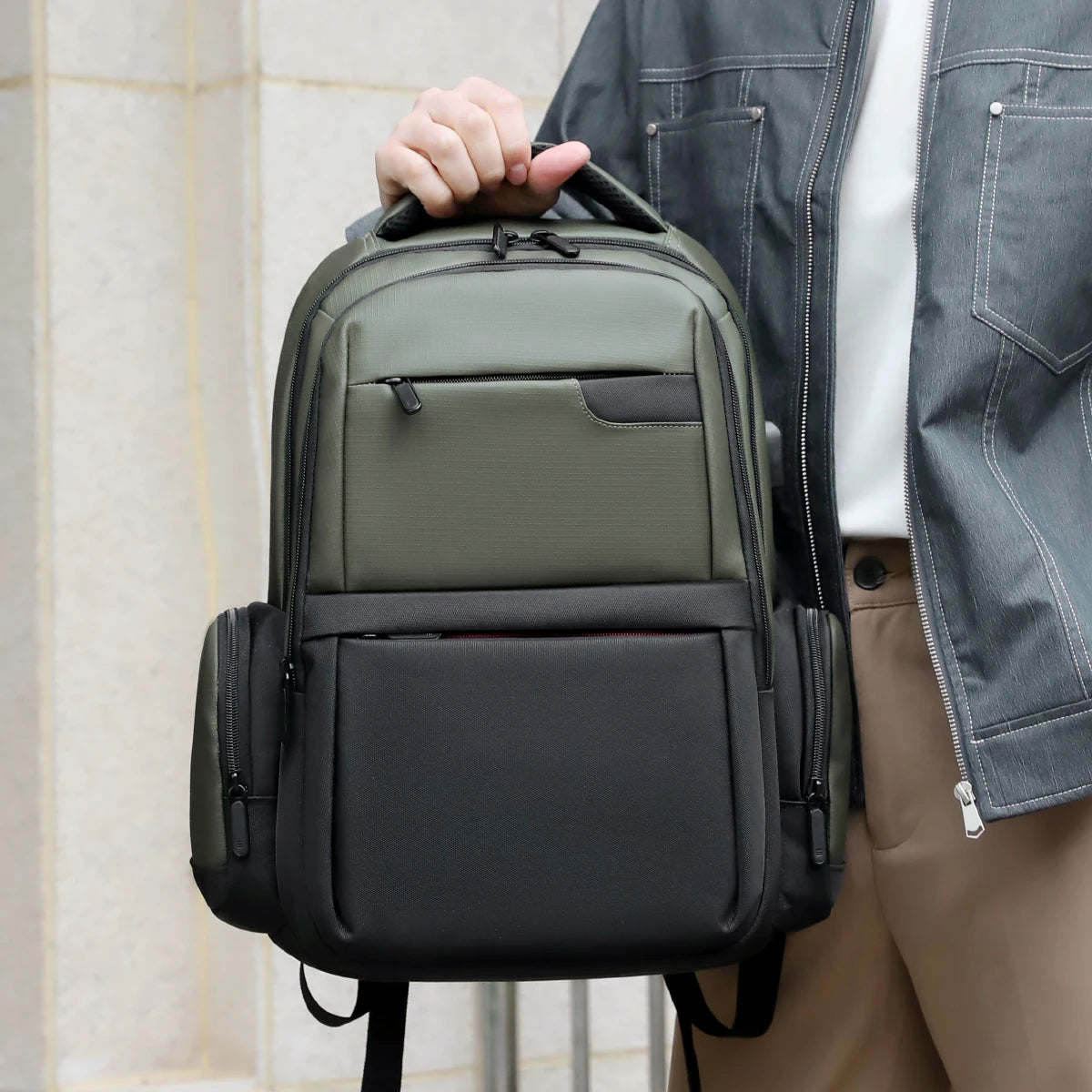 Large-Capacity Business Backpack for Students | Lightweight Travel Bag