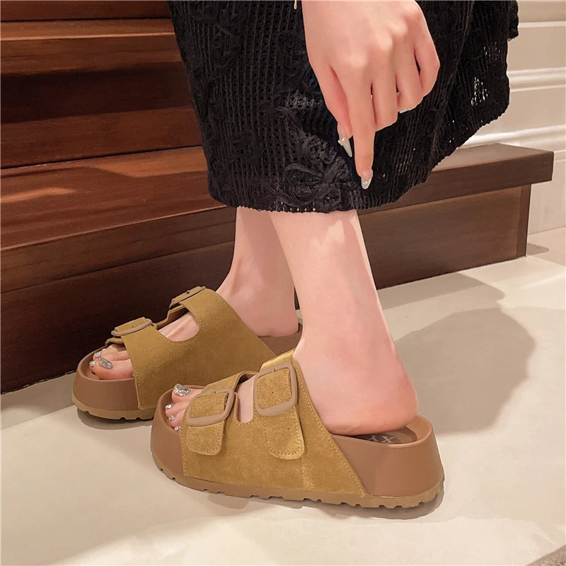 Comfortable Summer Women Slippers with Retro Buckle Design