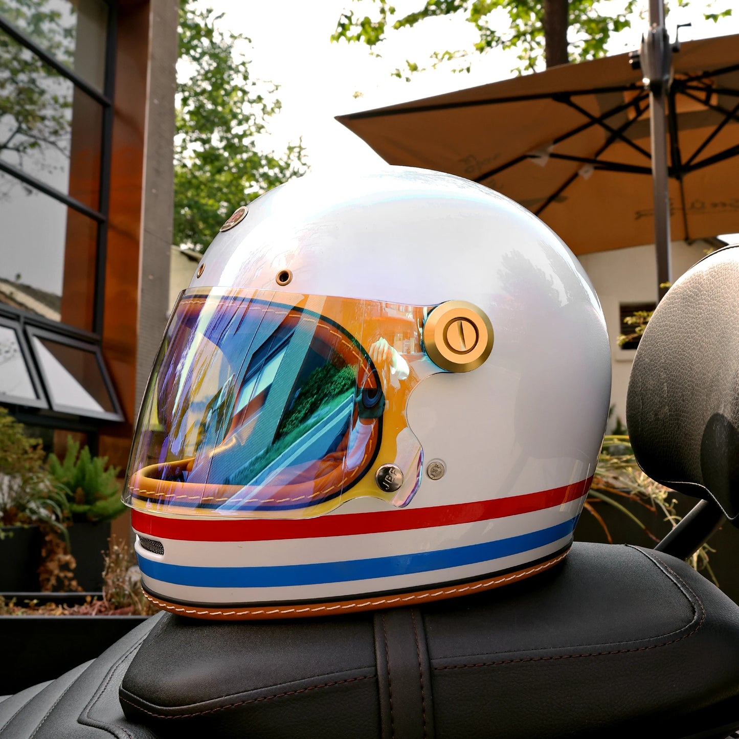Vintage Full Face Moto Helmet | Retro Style Motorcycle Safety Gear