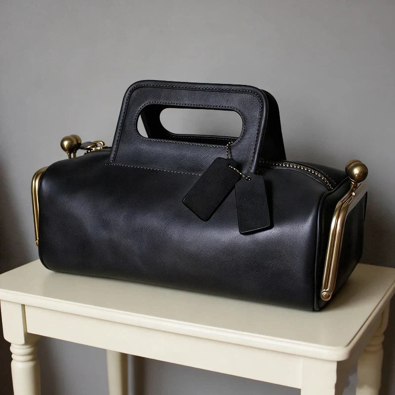 Luxury Retro Clip Handbag | Elegant Large Capacity Crossbody Bag
