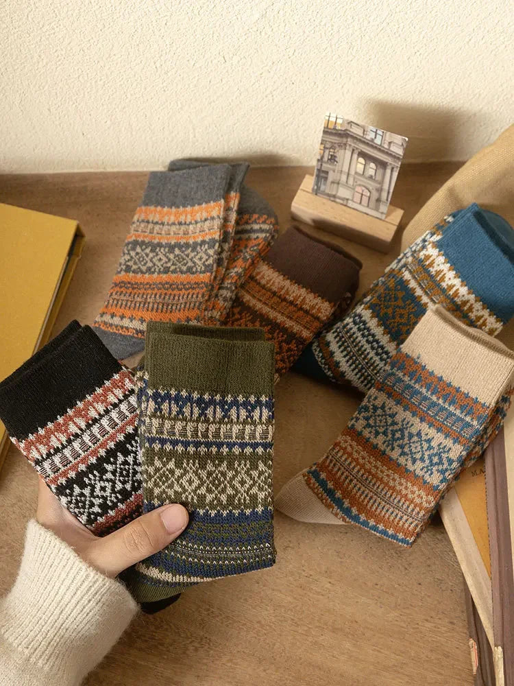 Men's Retro Geometric Pattern Middle Tube Socks | Stylish & Comfy